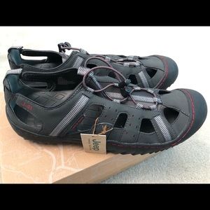 Jeep 41 water shoes / sandals size 13 NWT